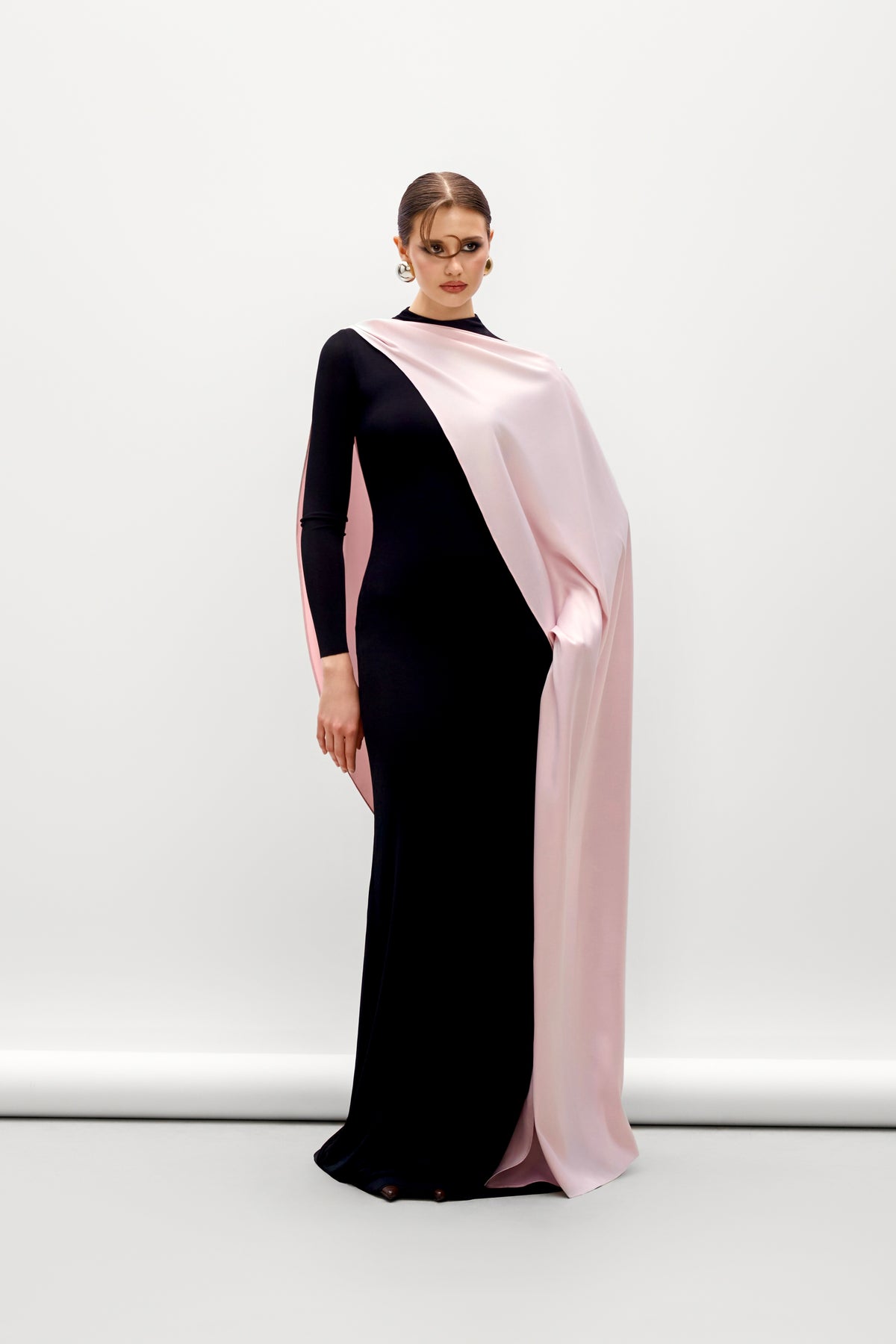 Vela Sheath Elastance Jersey Maxi Dress